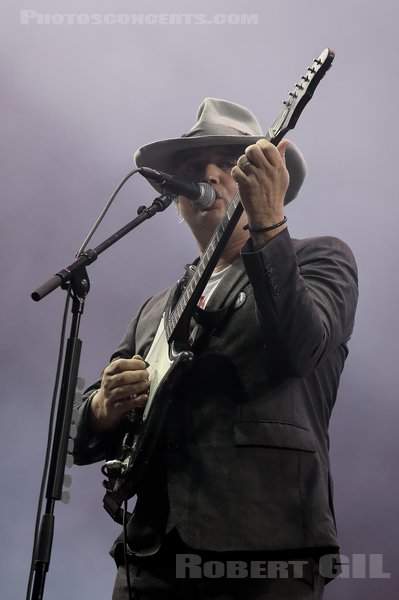 THE LIBERTINES - 2024-08-17 - CHARLEVILLE-MEZIERES - Square Bayard - Zanzibar - Peter Doherty